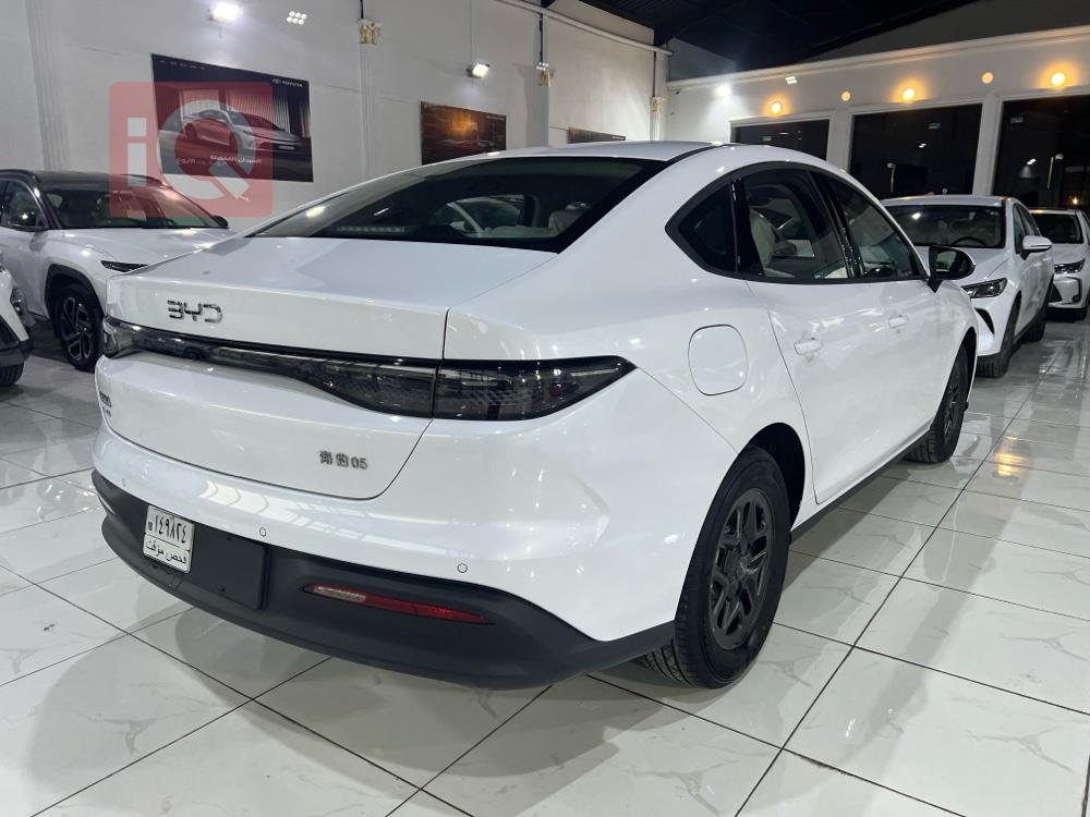 بي واي دي سيل 05 DM-i